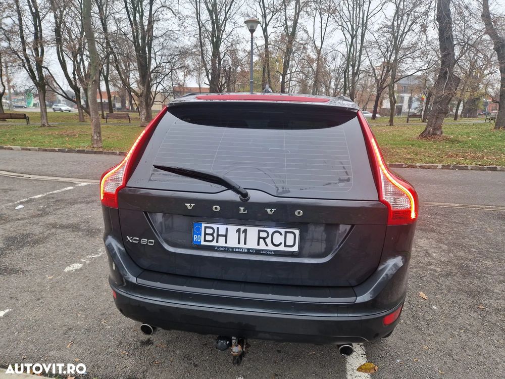 Volvo XC 60 D4 AWD Geartronic Kinetic - 2