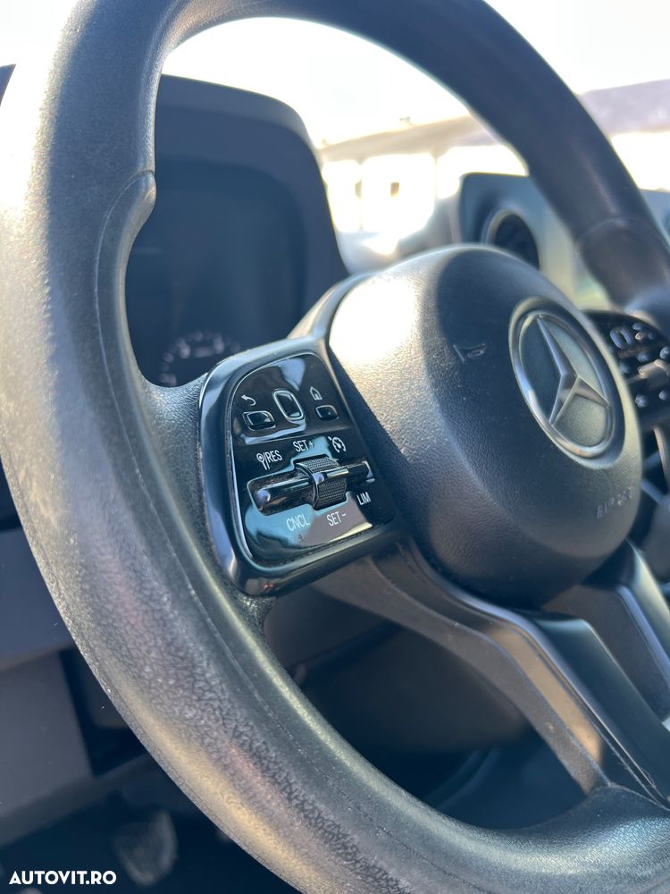 Mercedes-Benz Sprinter 906.235 - 11