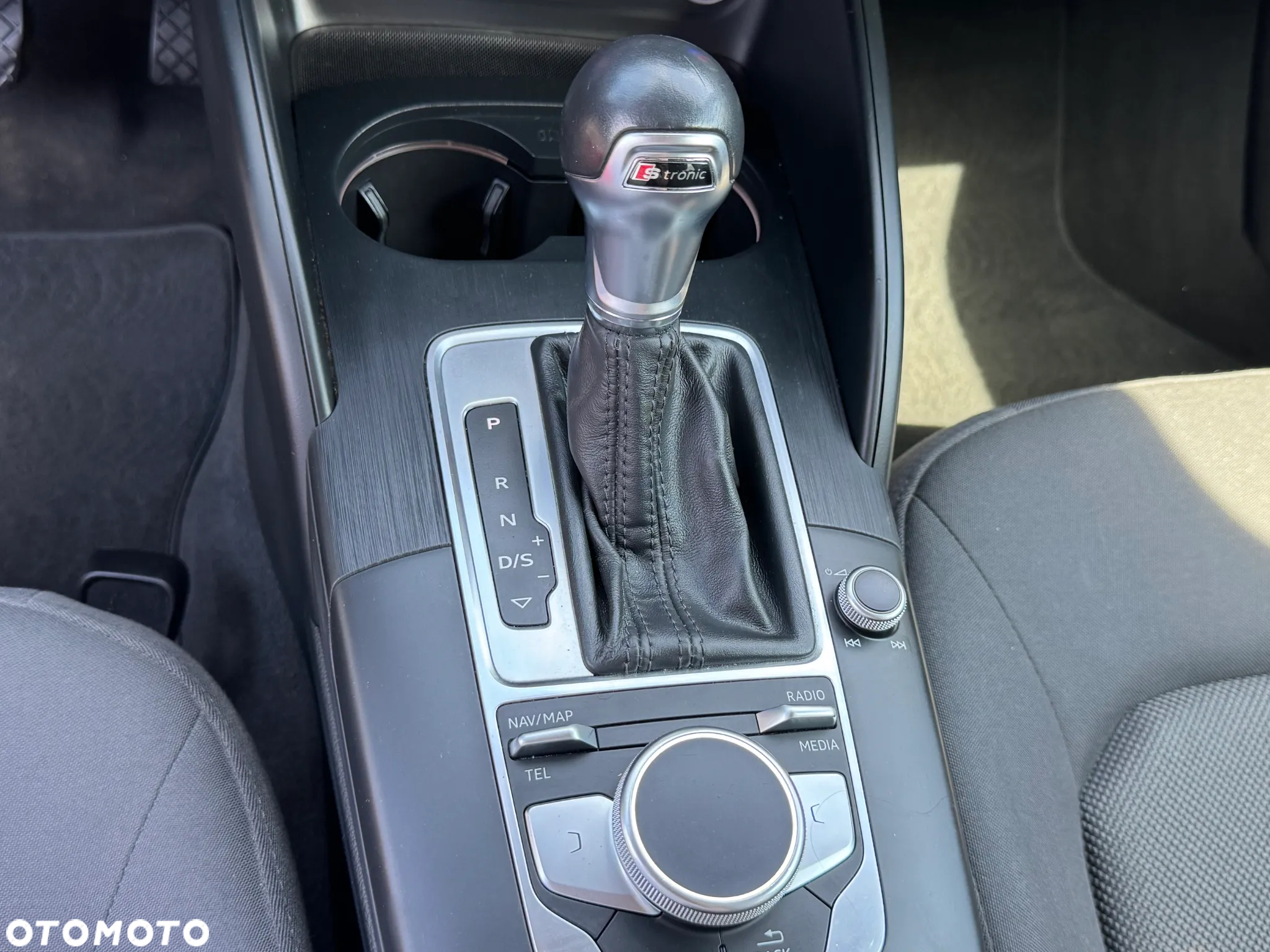 Audi A3 2.0 TDI Sportback S tronic S line Sportpaket - 29