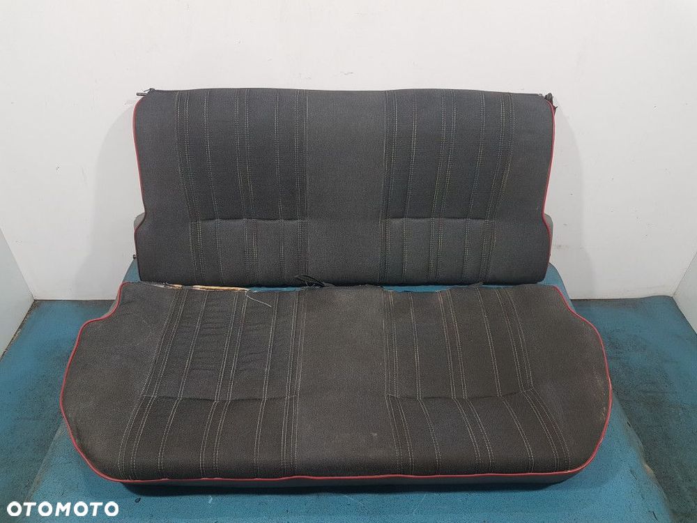 PEUGEOT 205 I KANAPA TYLNA - 1