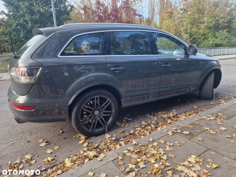 Audi Q7 - 24