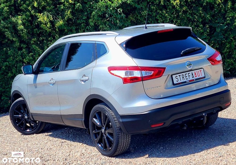 Nissan Qashqai - 2
