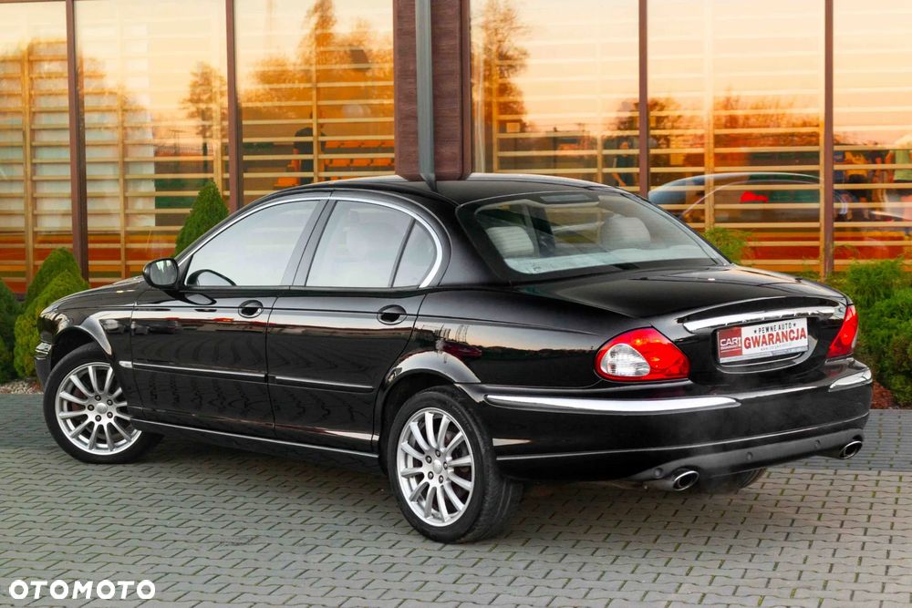 Jaguar X-Type - 12