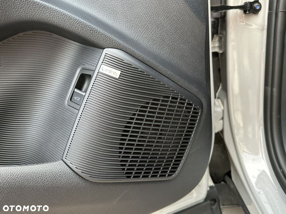 BYD Seal U - 37