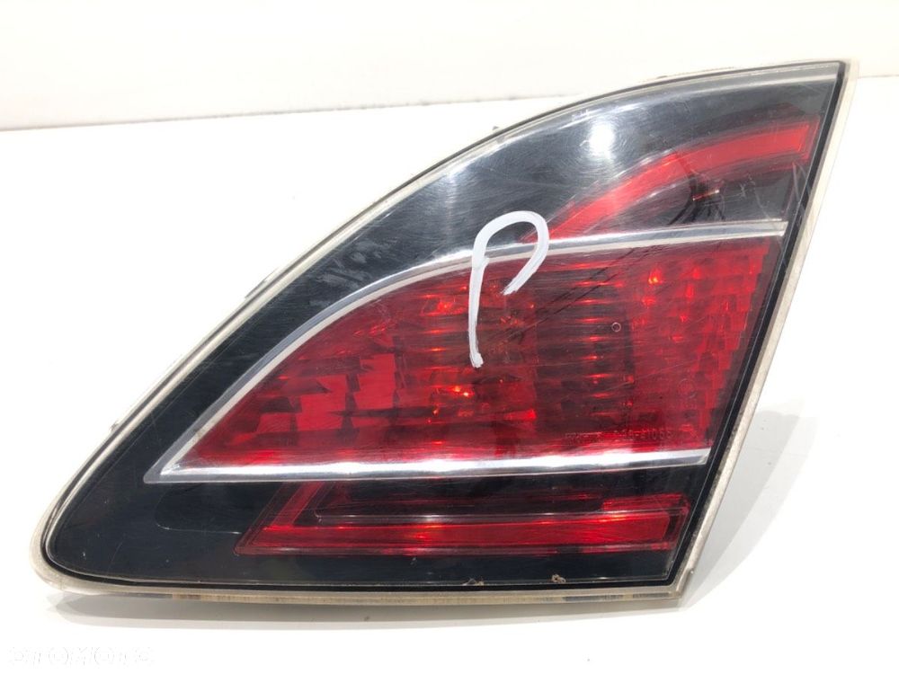 LAMPA TYŁ PRAWA WEWNĘTRZNA  MAZDA 6 Hatchback (GH) 2007 - 2013 2.0 MZR-CD (GH14) 103 kW [140 KM] - 1