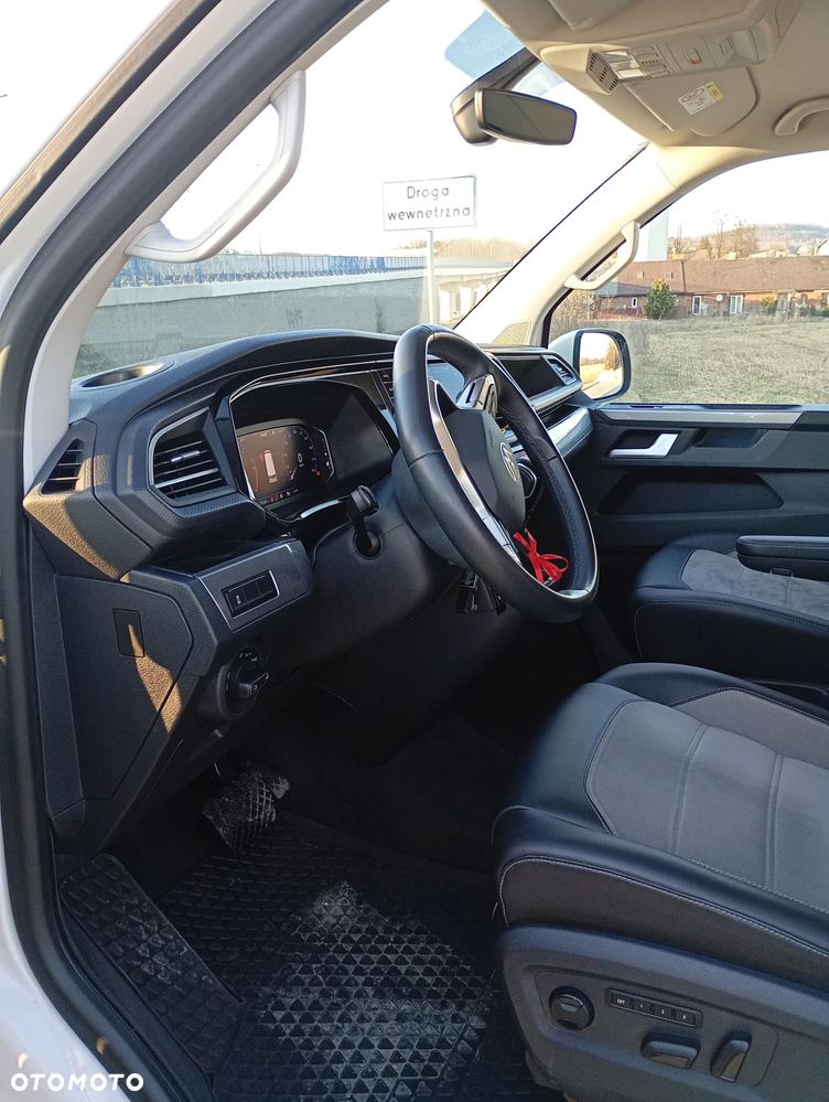 Volkswagen Multivan - 14