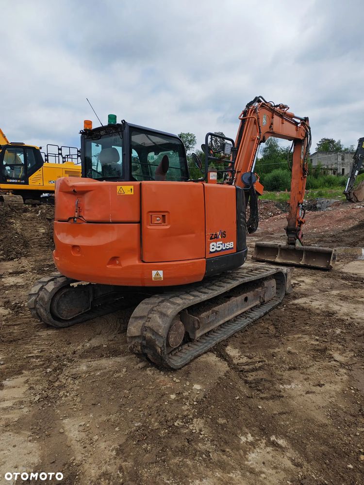 Hitachi ZX 85 - 4