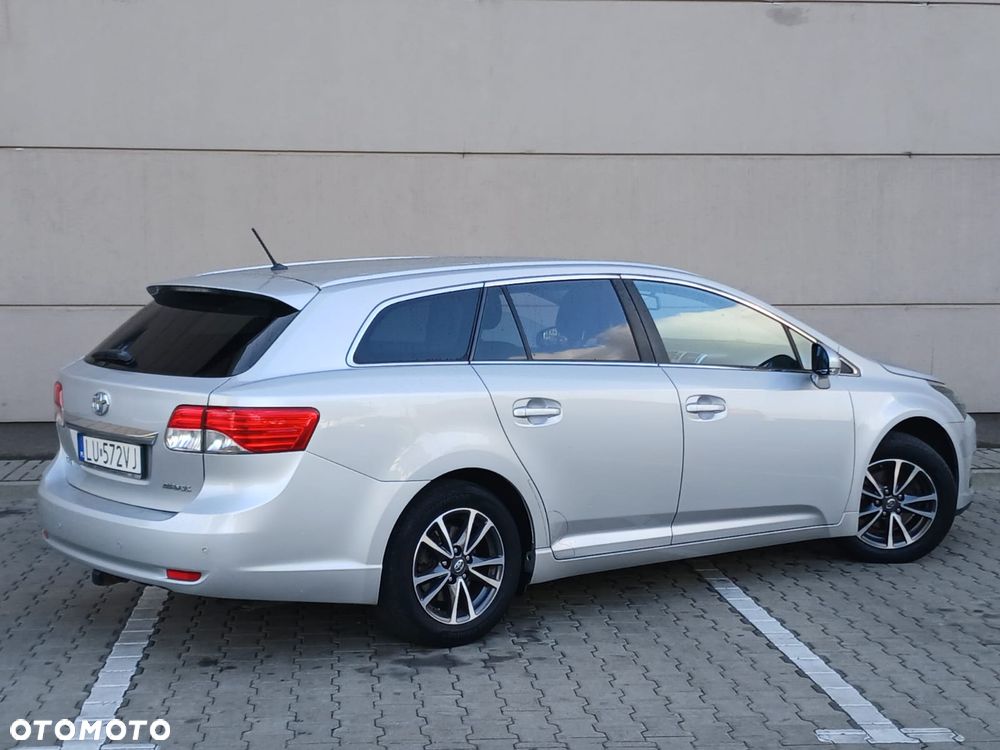 Toyota Avensis 1.8 Edition - 4