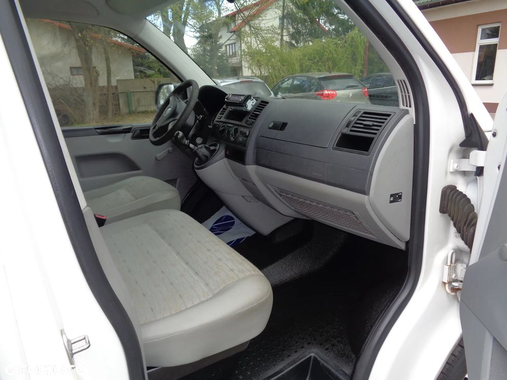 Volkswagen T5 LIFT - 15