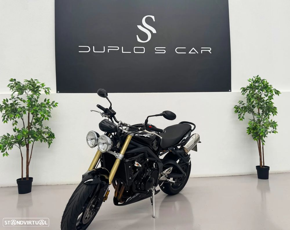 Triumph Street Triple 675 - 1