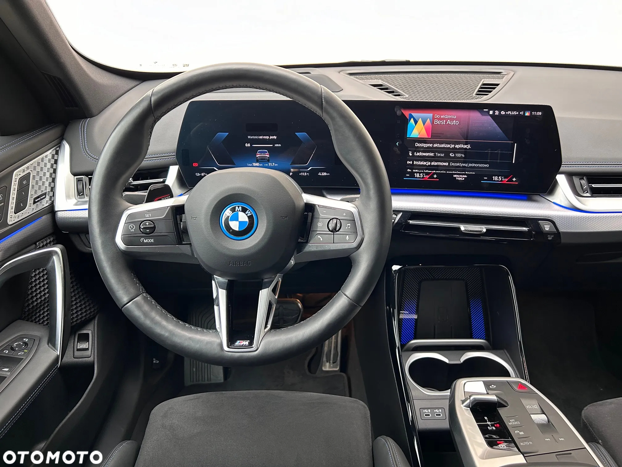 BMW iX1 - 8