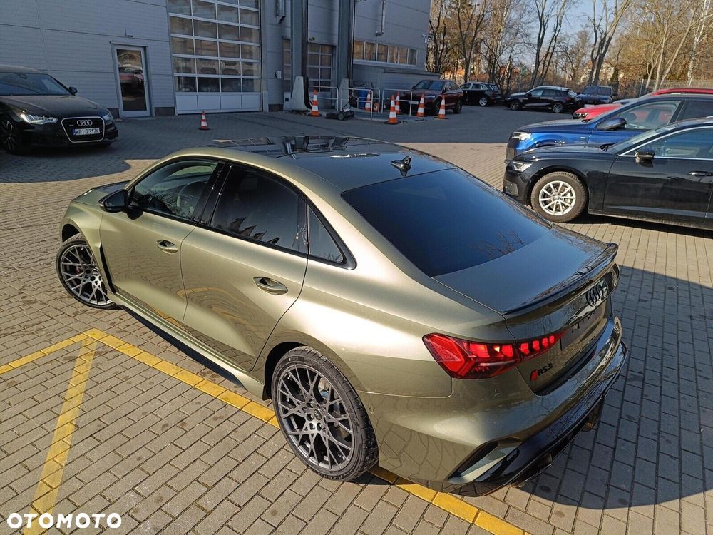 Audi RS3 Limousine - 10