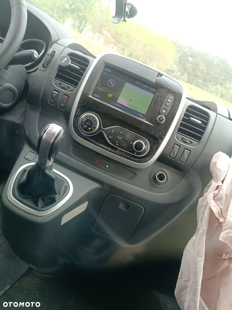 Renault trafic - 7