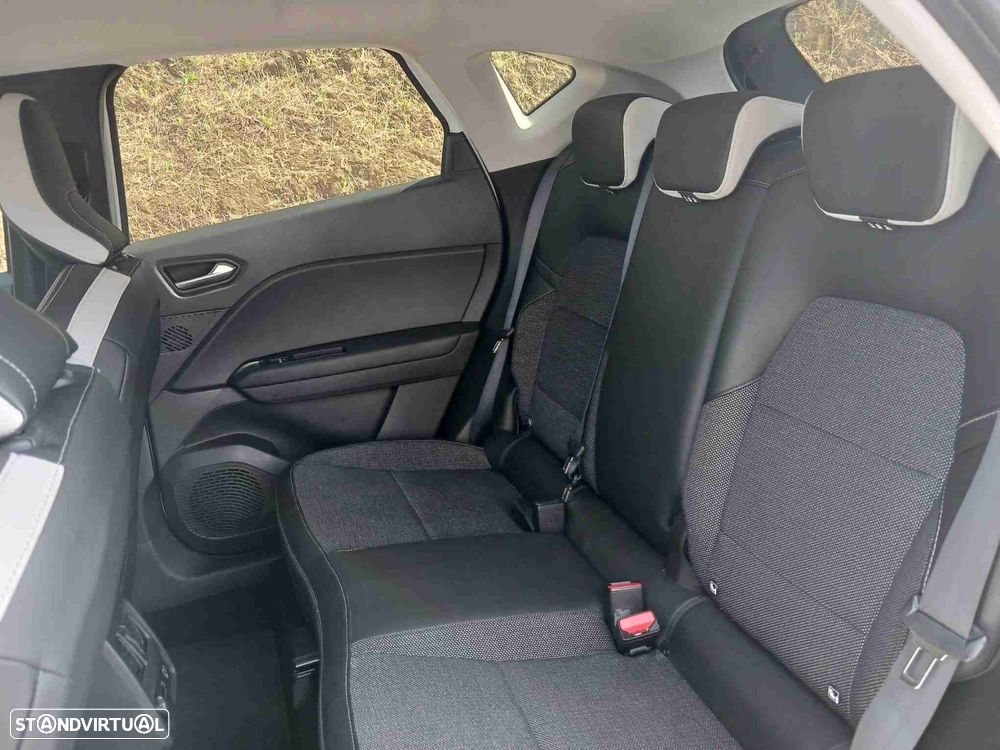 Renault Captur 1.0 TCe Techno - 17