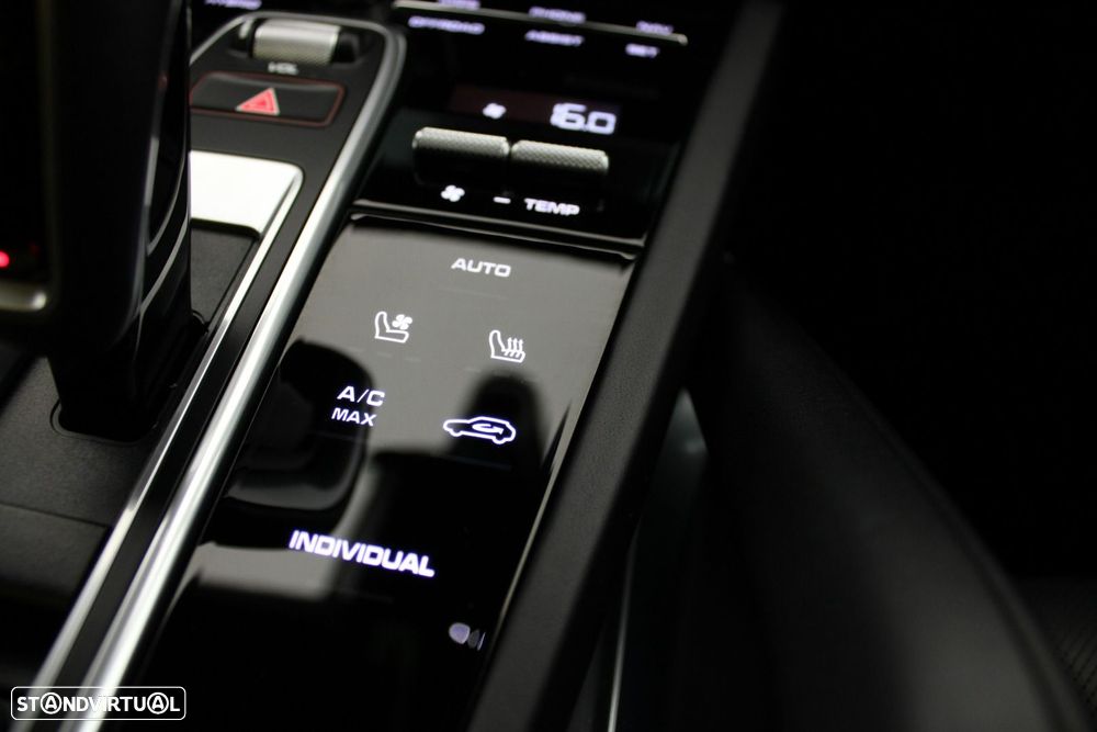 Porsche Cayenne Coupé Turbo S E-Hybrid - 30