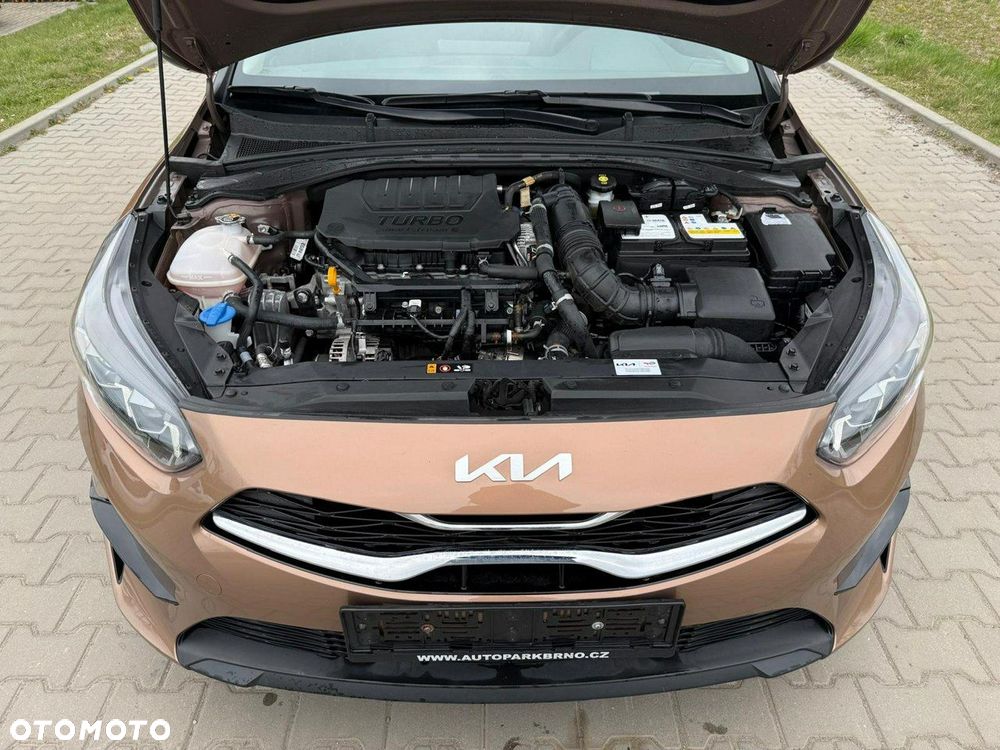 Kia Ceed 1.5 T-GDI Business Line - 8