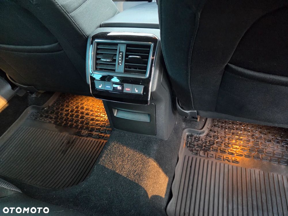 Skoda Superb 2.0 TSI 4x4 Ambition DSG - 11