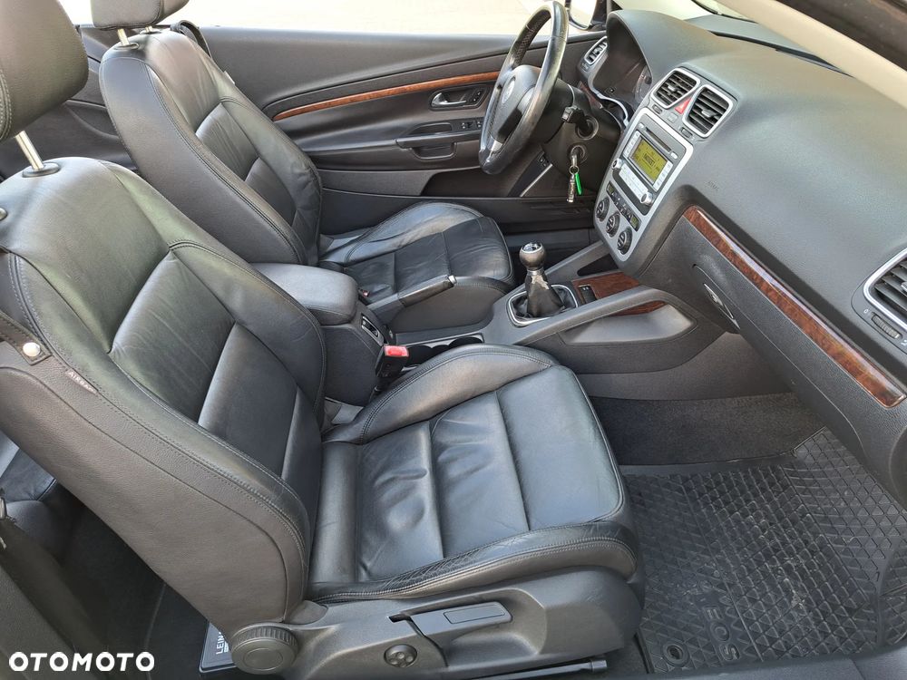 Volkswagen Eos - 18