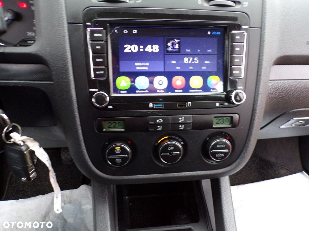 Volkswagen Golf 1.6 Comfortline - 14