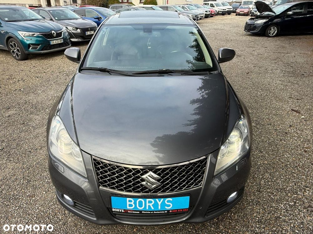 Suzuki Kizashi 2.4 Sport 4WD CVT - 32