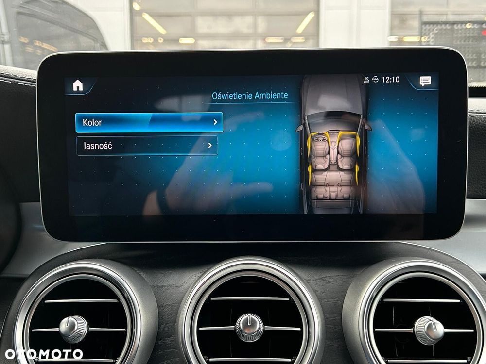 Mercedes-Benz GLC 300 d 4-Matic - 30