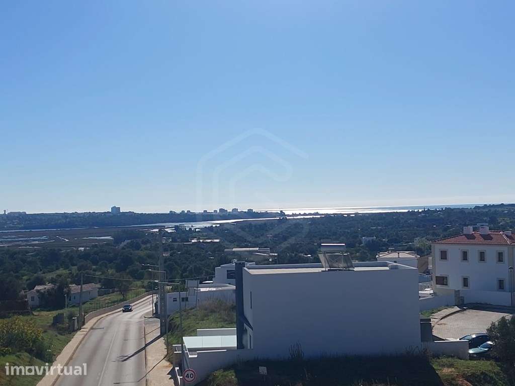 Apartamento T3 em Mexilhoeira Grande, a 20 minutos de Lagos, Algarve - Grande imagem: 3/49
