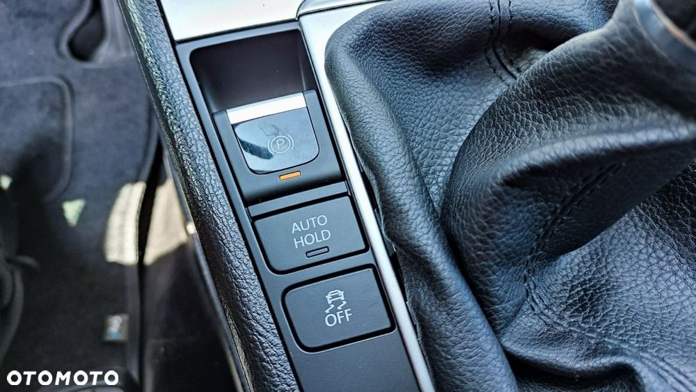 Volkswagen Passat - 29