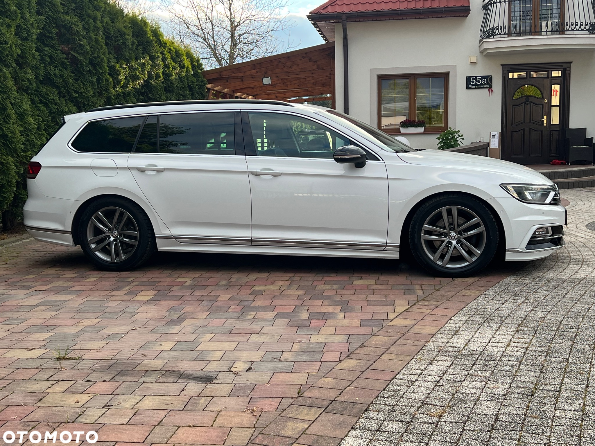 Volkswagen Passat - 11