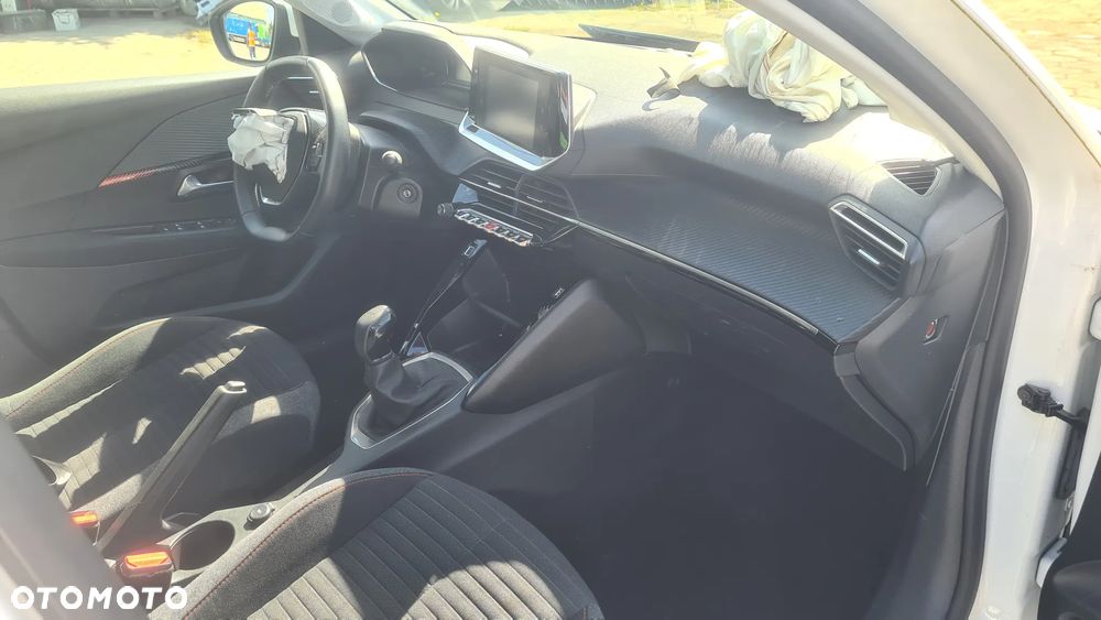 Peugeot 208 PureTech 75 Active - 11