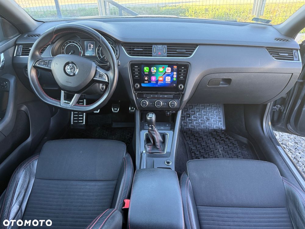 Skoda Octavia 2.0 TDI RS - 25