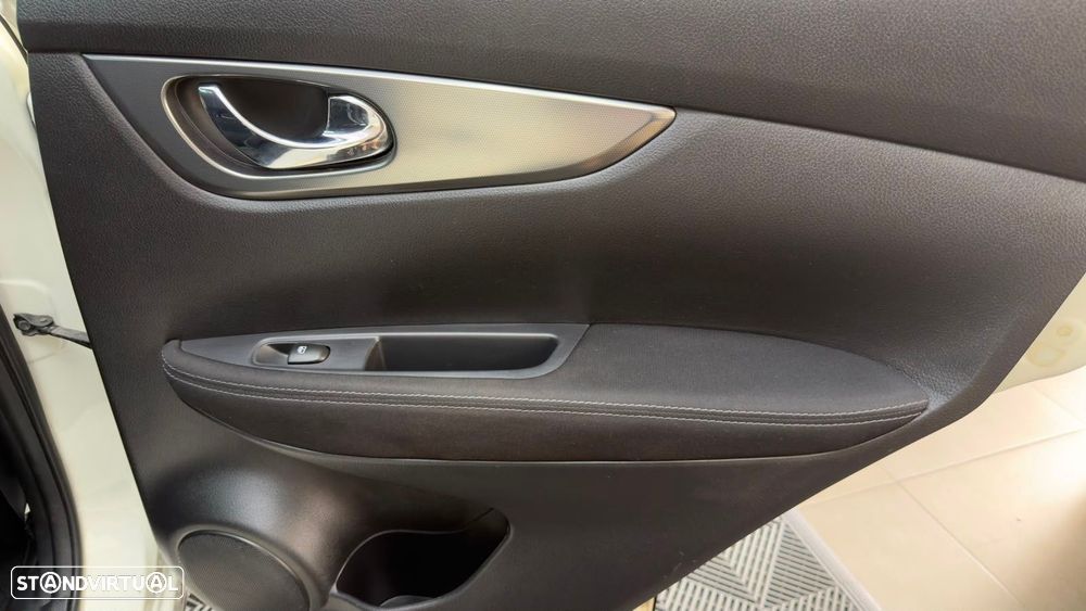Nissan Qashqai 1.6 dCi Tekna Premium - 44