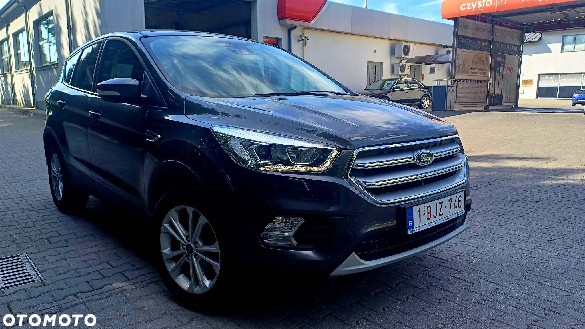 Ford Kuga 1.5 EcoBoost FWD Graphite Tech Edition - 4