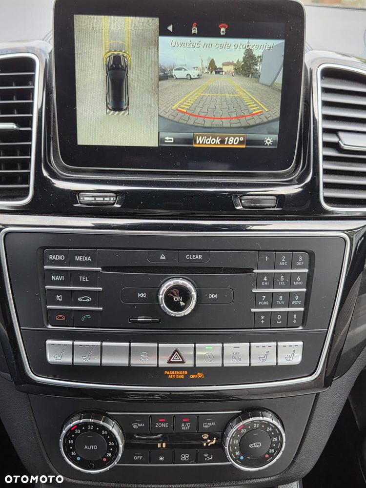 Mercedes-Benz GLE - 11