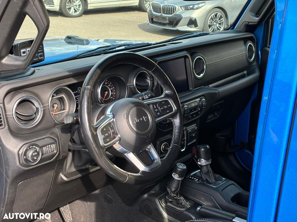 Jeep Gladiator 3.0L V6 AT8 4x4 264 CP Overland - 18