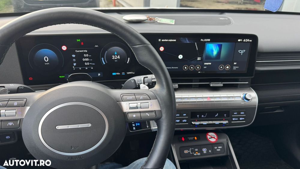Hyundai KONA - 3