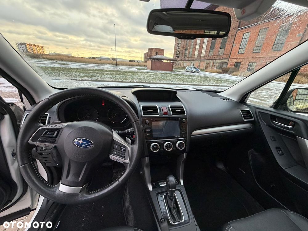 Subaru Forester 2.0 XT Platinum Lineartronic - 7