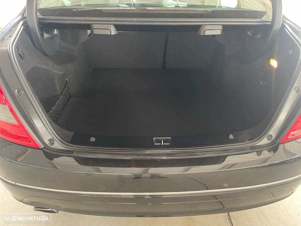 Mercedes-Benz C 220 CDi Avantgarde BlueEfficiency - 33