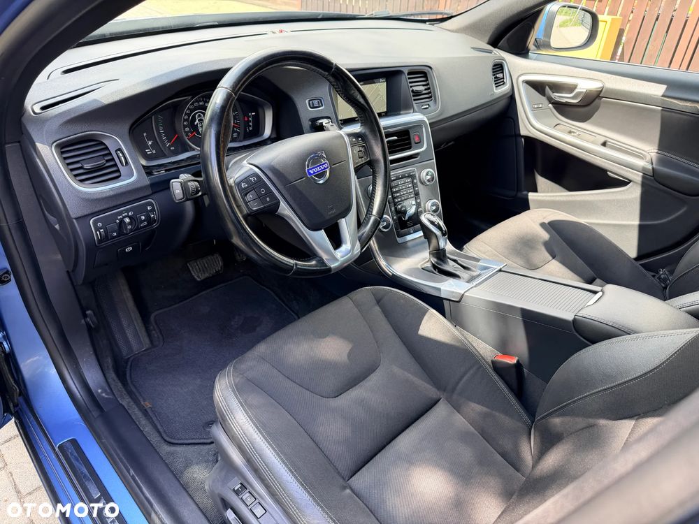 Volvo V60 D4 Drive-E Summum - 8