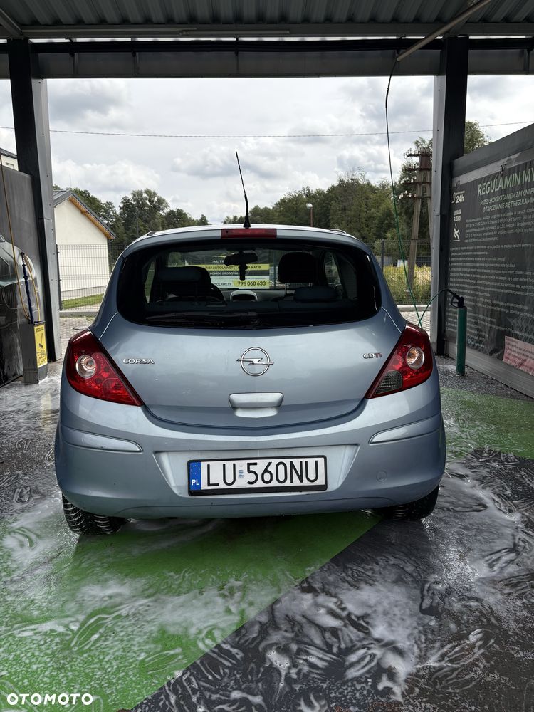 Opel Corsa - 2