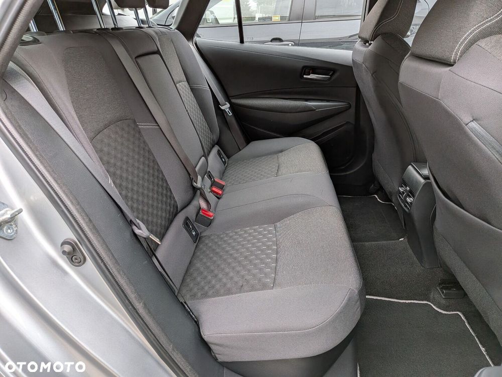 Toyota Corolla 1.8 Hybrid Comfort - 35