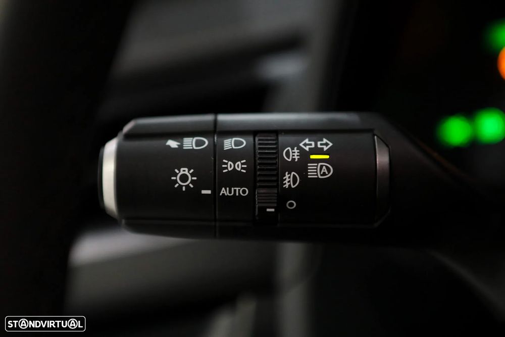 Lexus UX 250h F Sport - 22