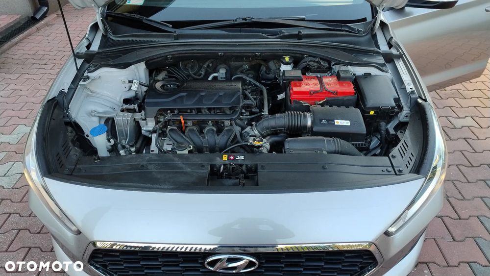 Hyundai i30 1.4 BlueDrive Go - 34