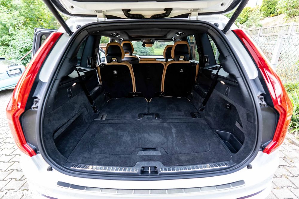Volvo XC 90 - 10