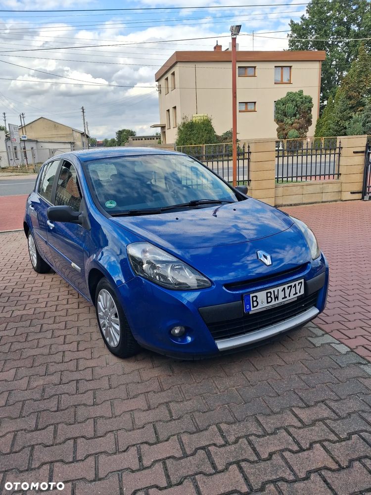 Renault Clio - 6