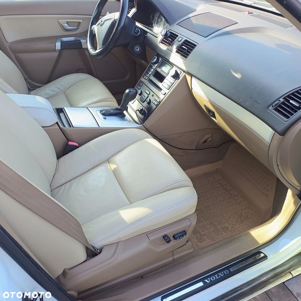 Volvo XC 90 3.2 AWD Geartonic Executive - 16