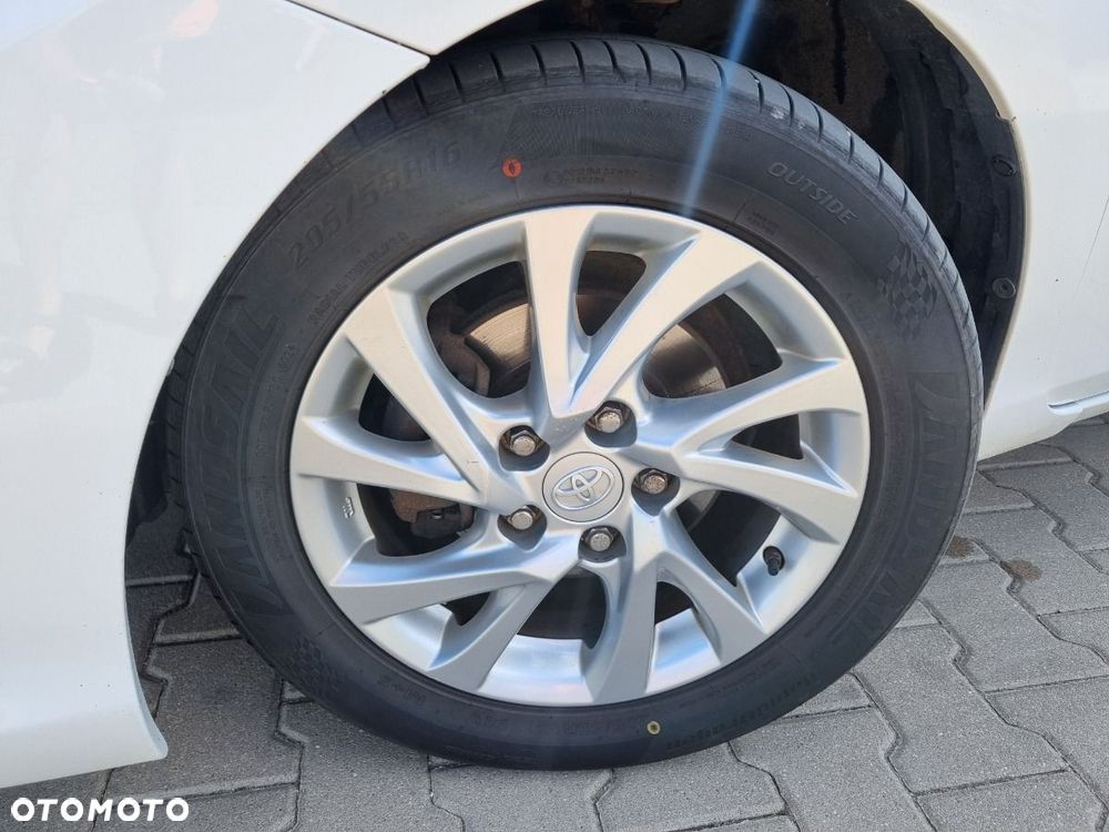 Toyota Auris 1.8 HSD Prestige NAVI - 14