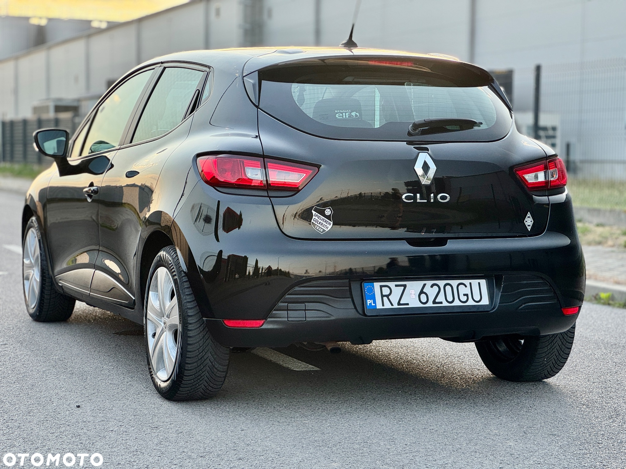 Renault Clio 1.2 16V 75 Life - 3