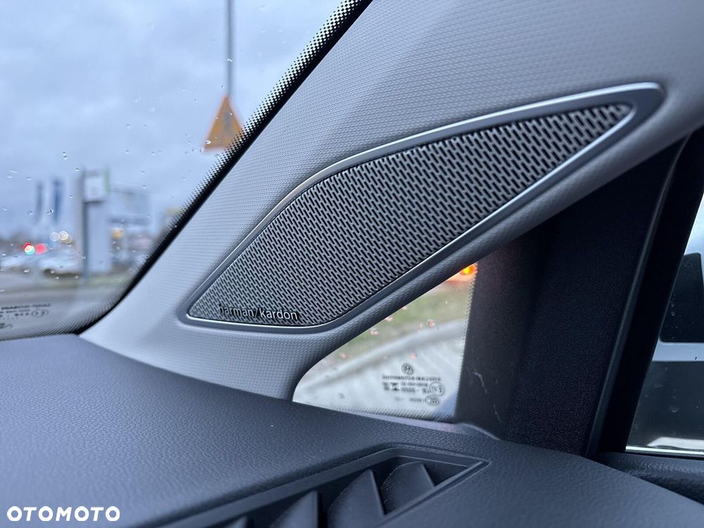 Volkswagen Golf - 30