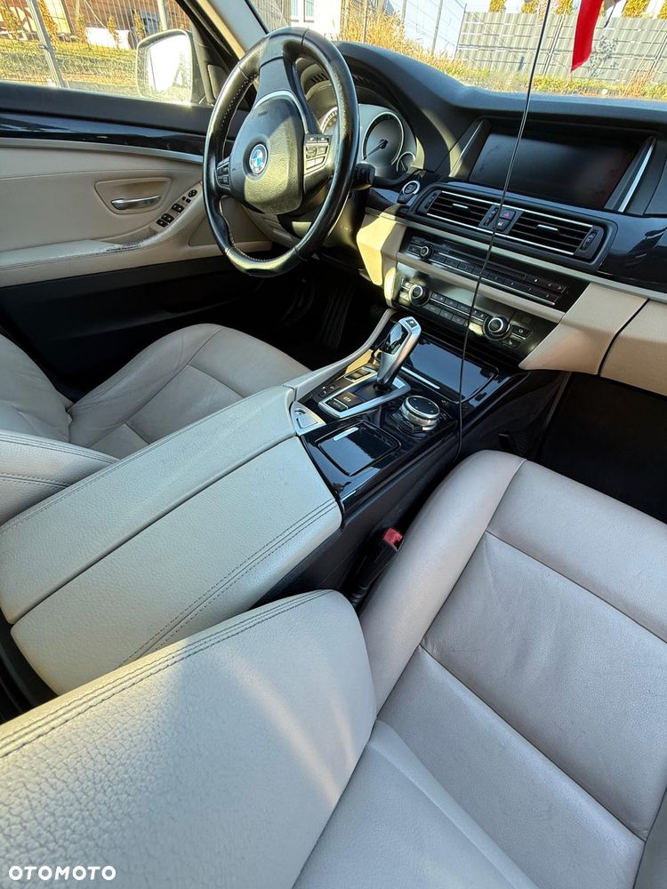 BMW Seria 5 520d Efficient Dynamics Luxury Line sport - 24