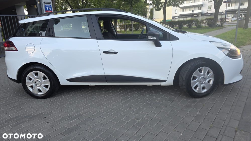 Renault Clio - 25